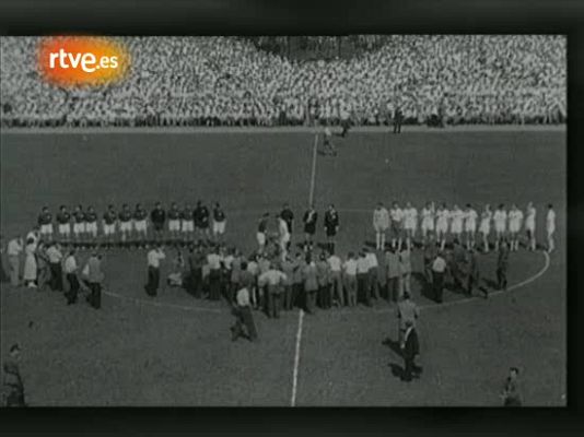 Deportes en el Archivo de RTVE - Balonmano, en campos de fútbol