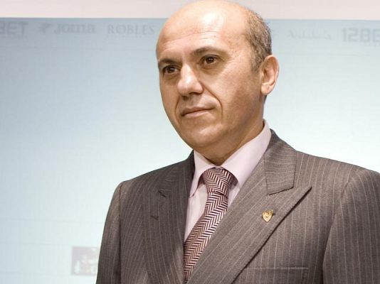 Telediario 1 - Del Nido manda 'recados' a Madrid