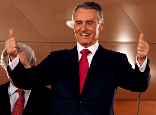 Telediario 1 - Cavaco Silva, reelegido en Portugal