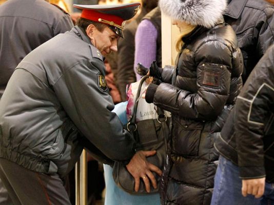 Telediario 1 - 35 muertos en atentado en Moscú