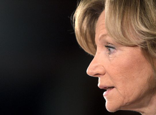 Telediario 1 - 5,1% de deficit del Estado