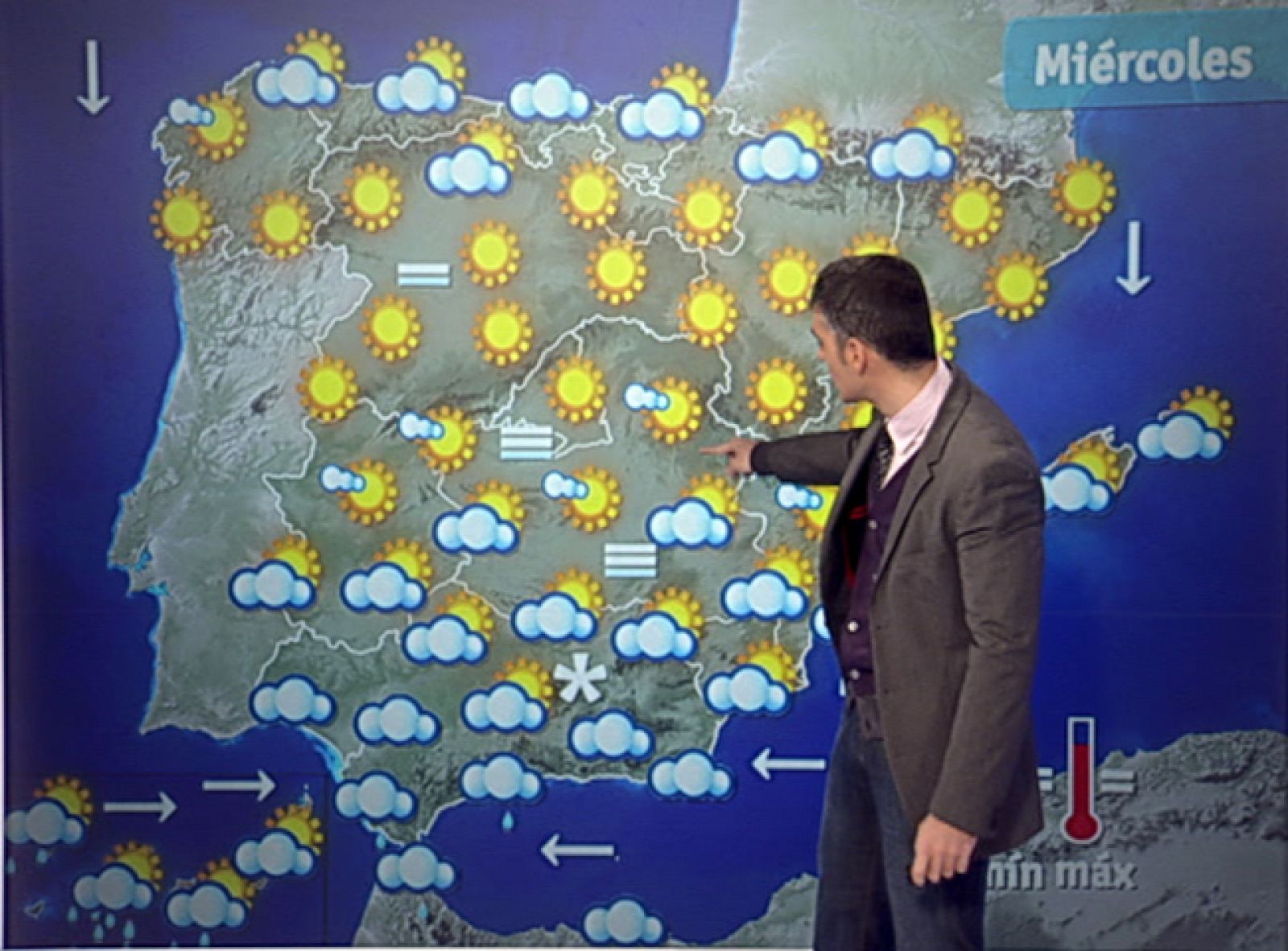 Chubascos localmente fuertes en el Estrecho y heladas en la península